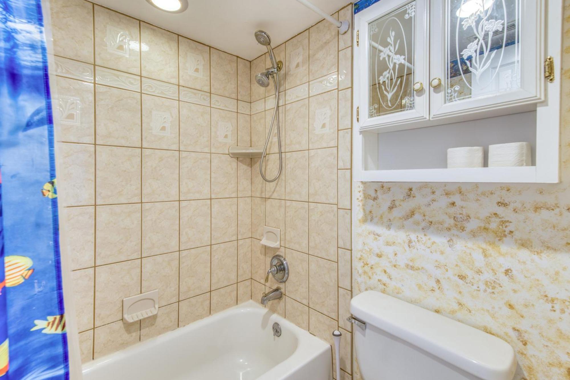 House C104 - Beachfront With Pool, Wifi, & Service Apartment Destin