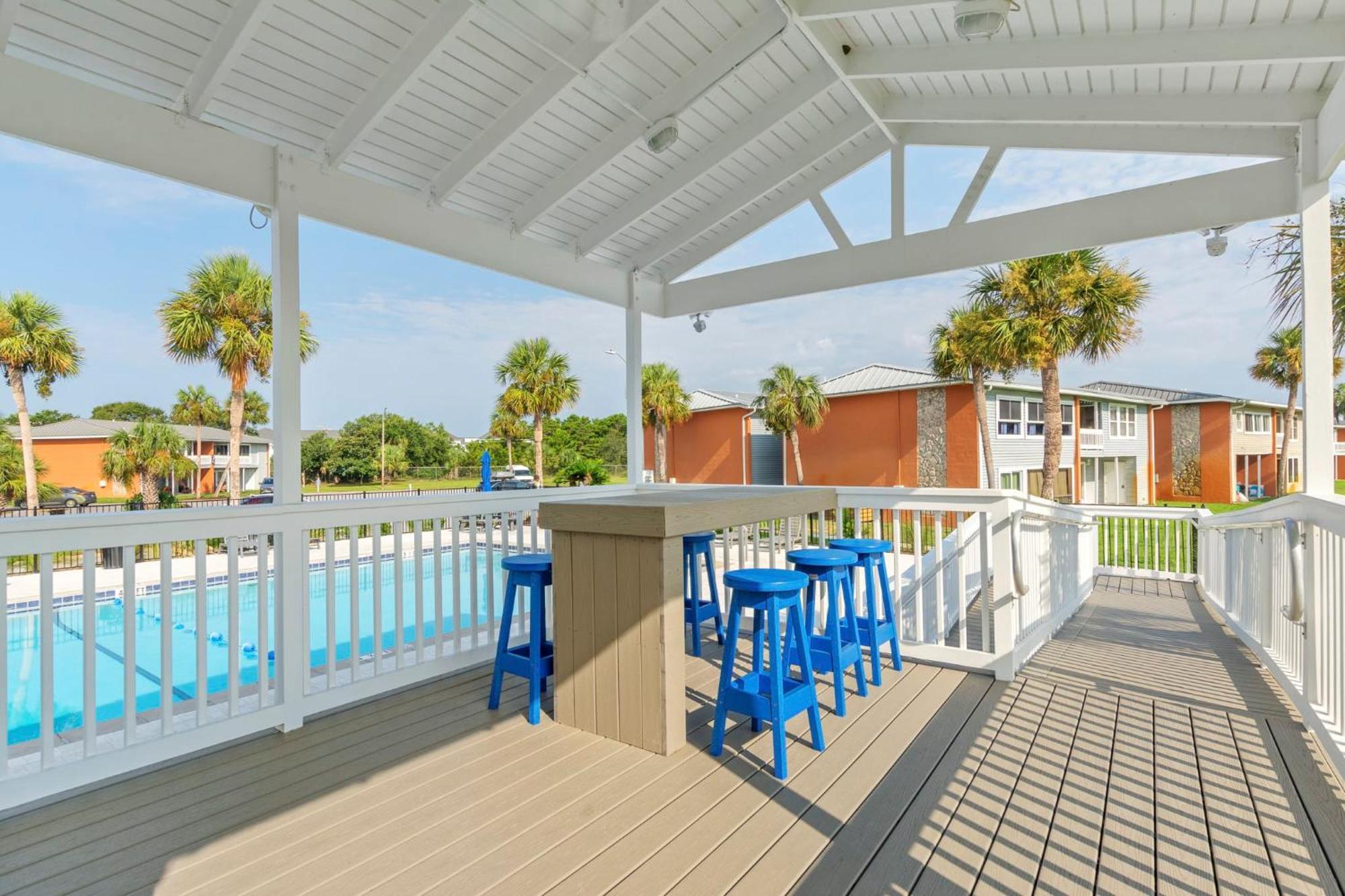 Sapphire Sands 3 Pools Pet Friendly