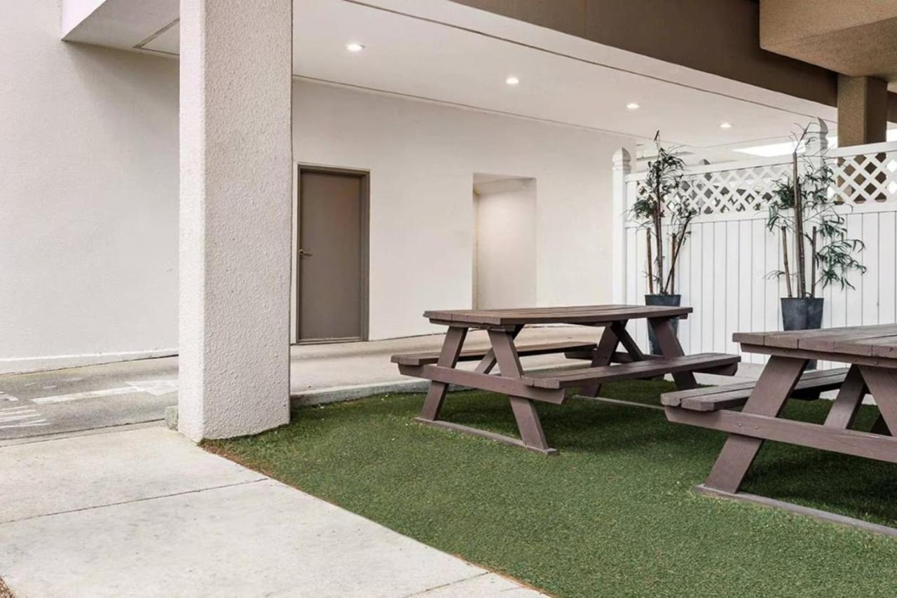 A Luxurious Surrounded By Beautiful Beaches And World-class Golf Courses *