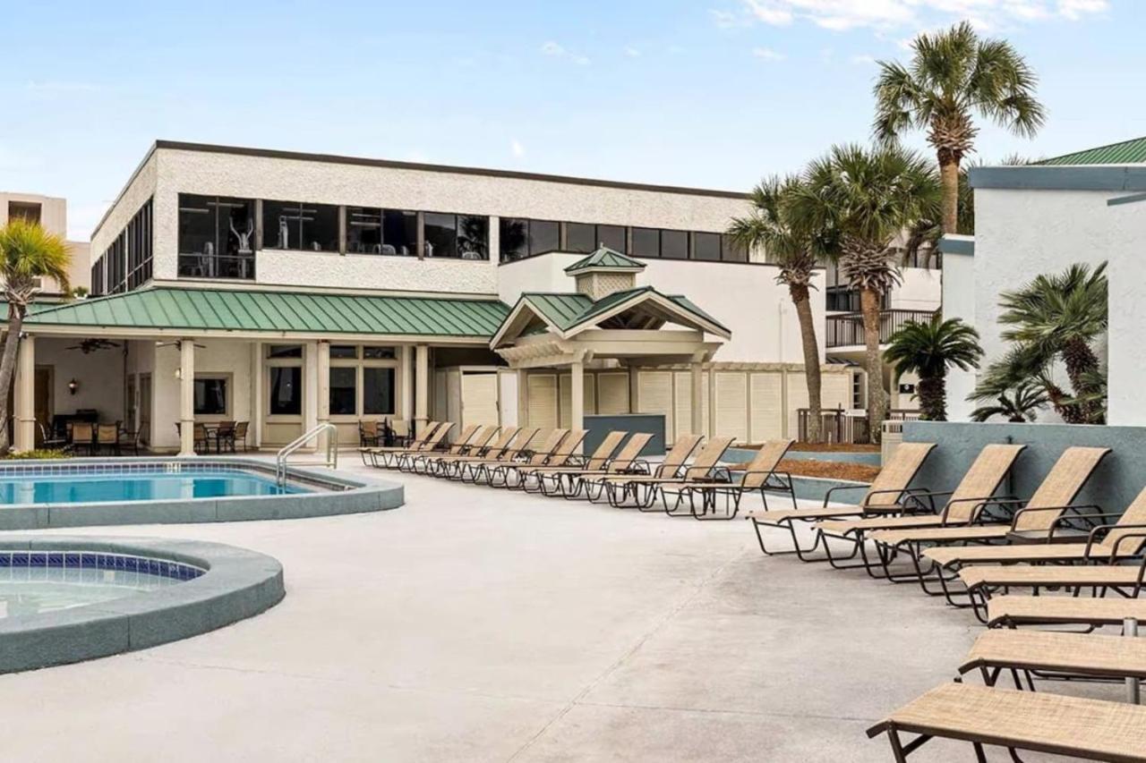 Holiday home A Luxurious Surrounded By Beautiful Beaches And World-class Golf Courses Destin