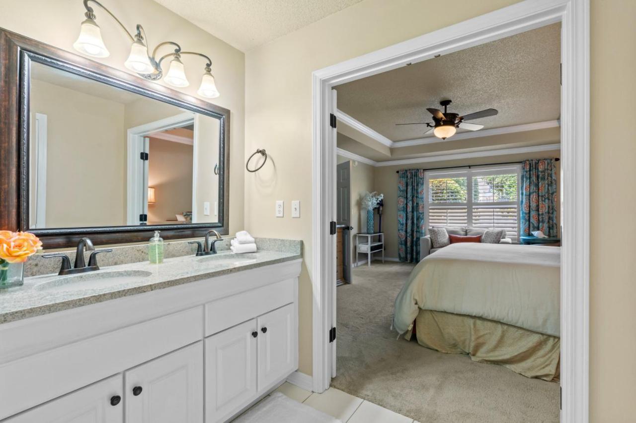 The Coral Reef At Avalon Estates - Private