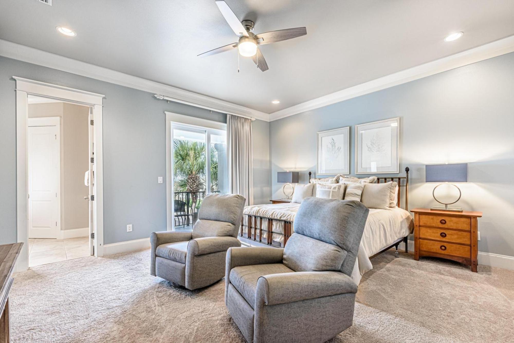Lavish Escape 4806 Holiday home