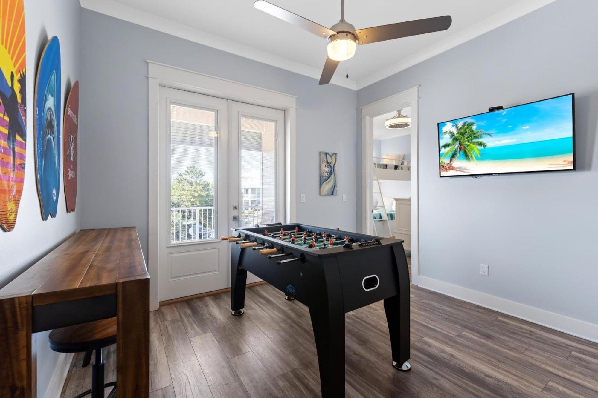 Shore Beats Work Holiday home Destin