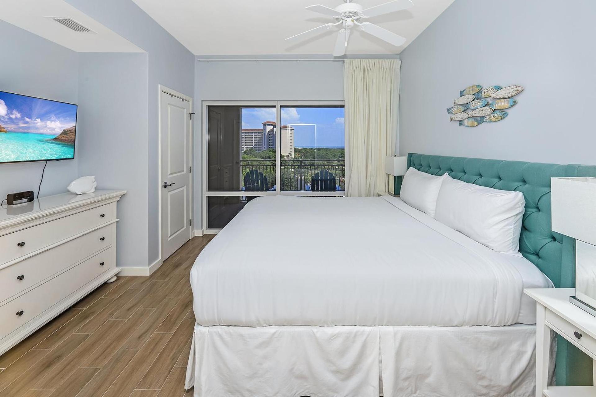 Luau I 6607 Flr6 1br 1ba 4