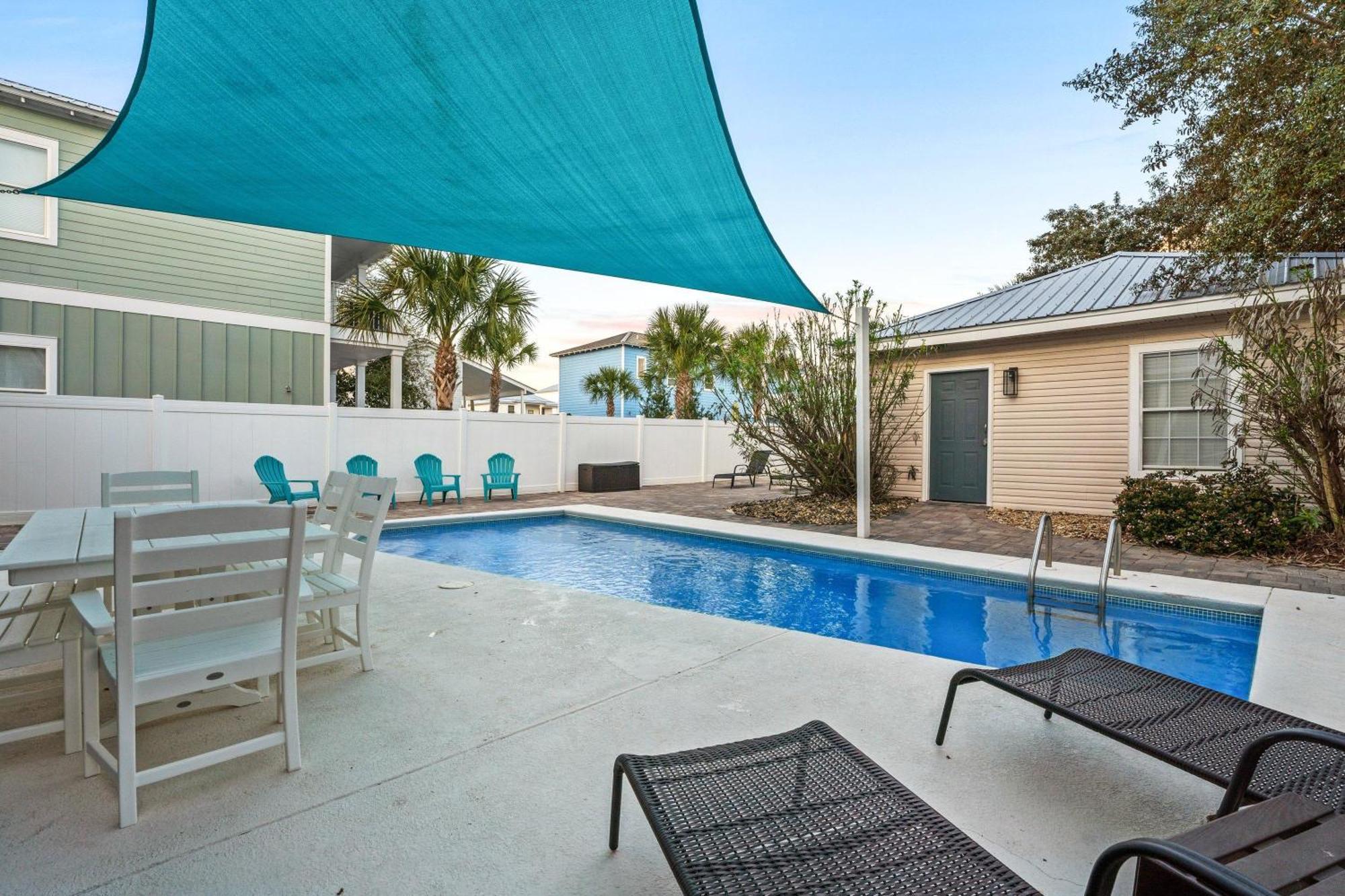 The Hideaway - 97 Barracuda St Holiday home *