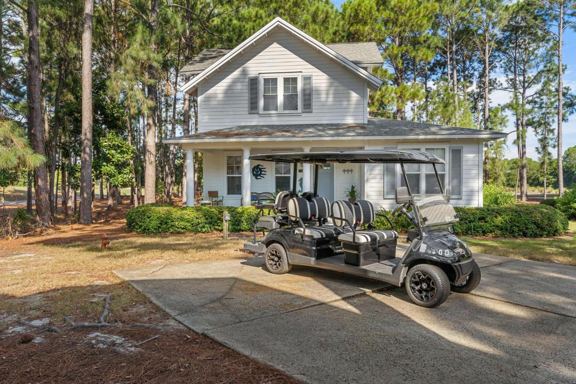 1369 Laurel Grove 