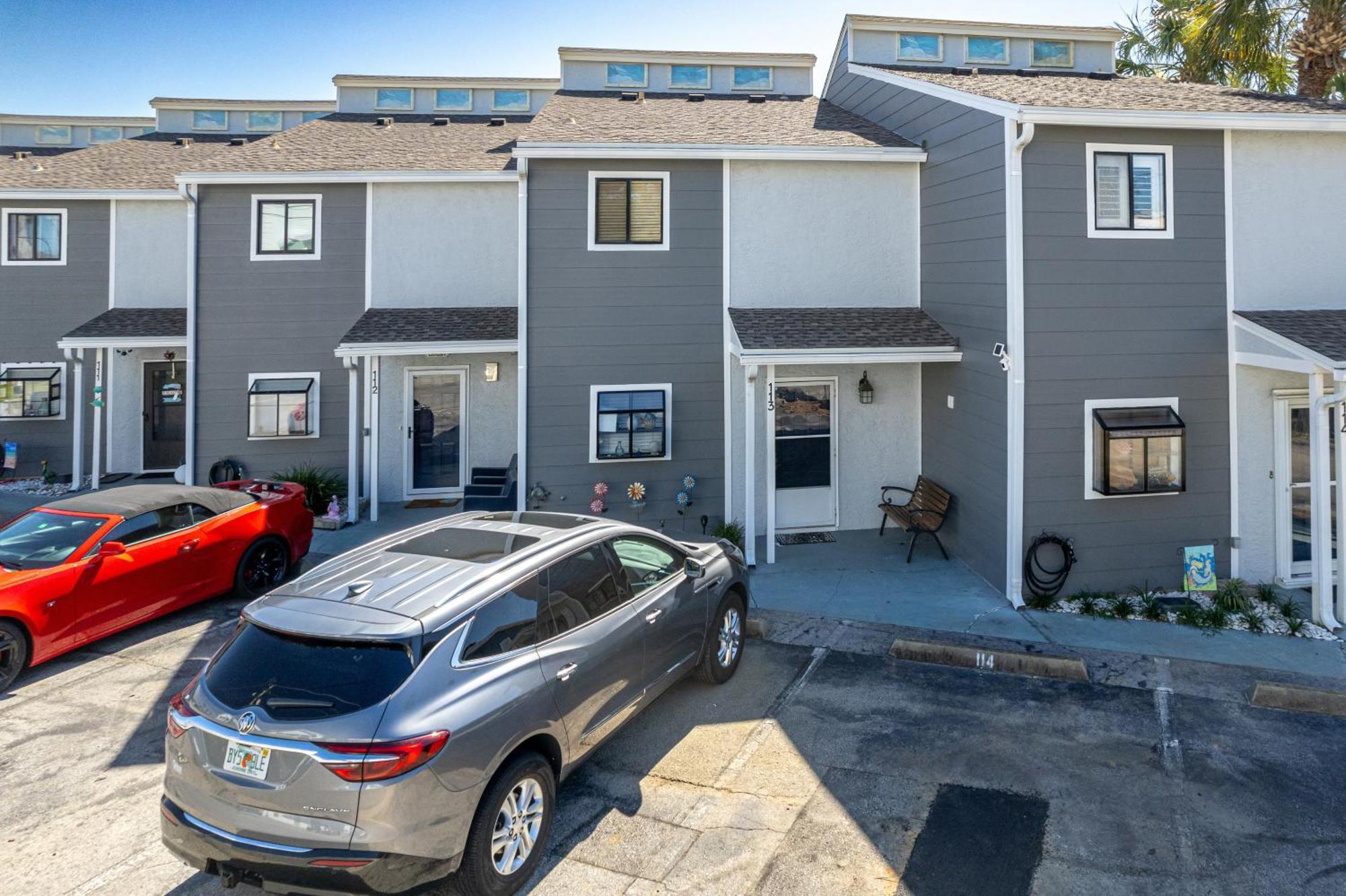 On The Gulf 304-by Isle Apartment Destin