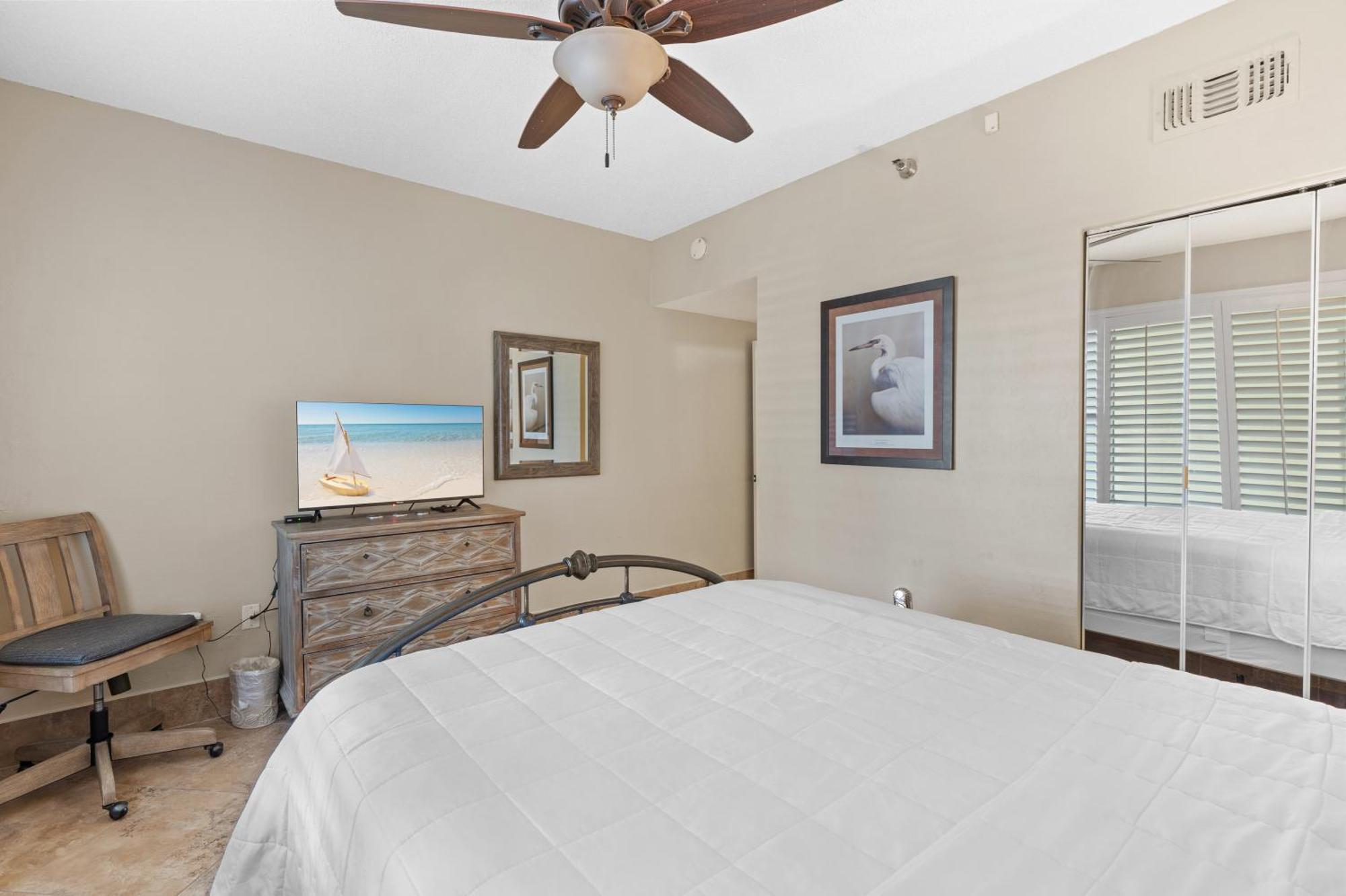 Jade East Towers 0140 By Newman-dailey Apartment *