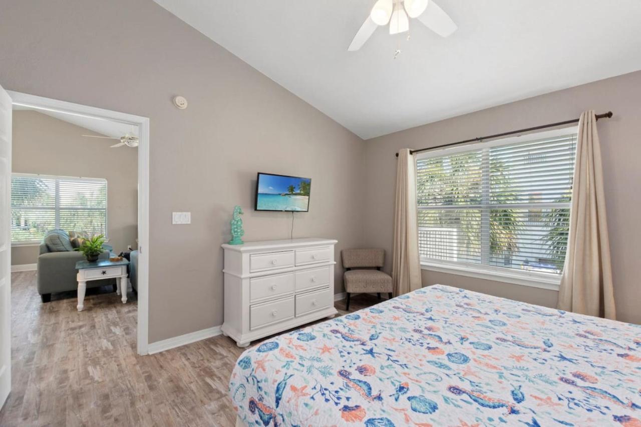 Seahorse Shores - Games, Private Access, Pool, Lake, Boardwalk, Near Fun *