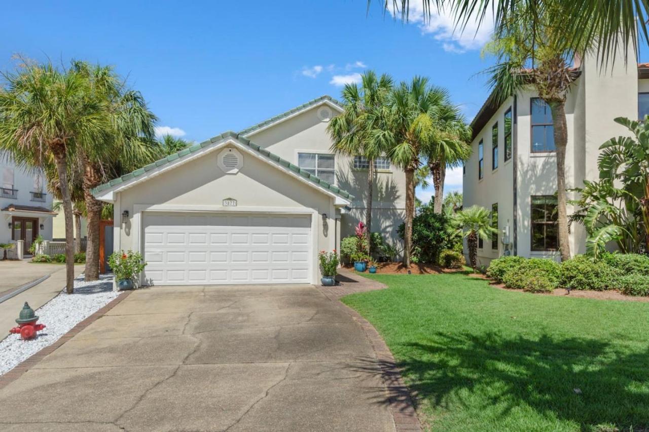 Seahorse Shores - Games, Private Access, Pool, Lake, Boardwalk, Near Fun Holiday home Destin