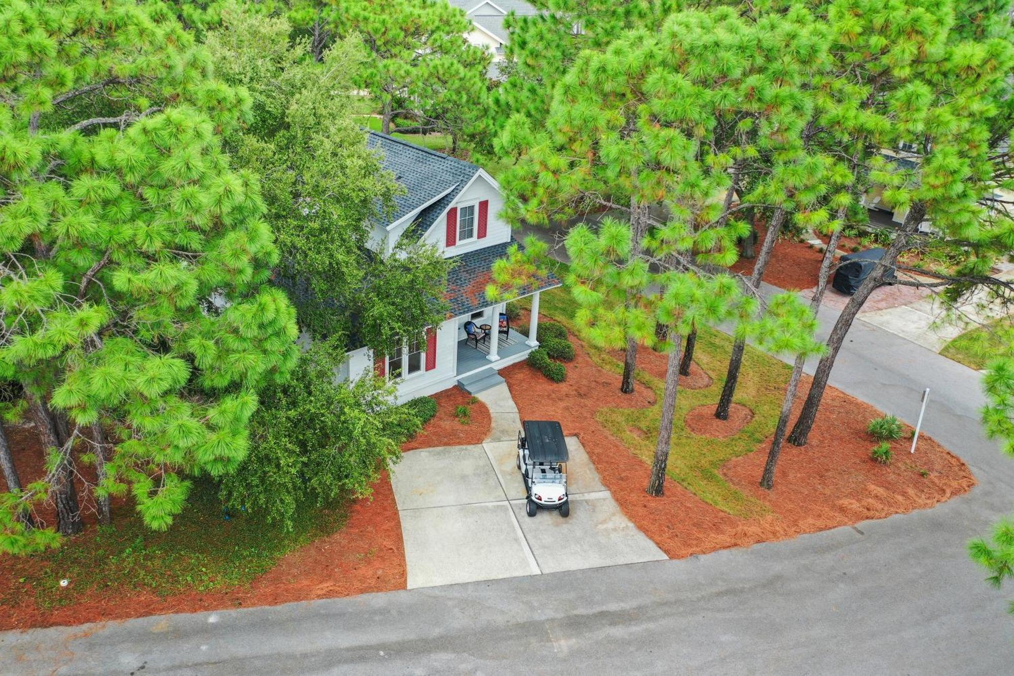 1298 Laurel Grove * Destin