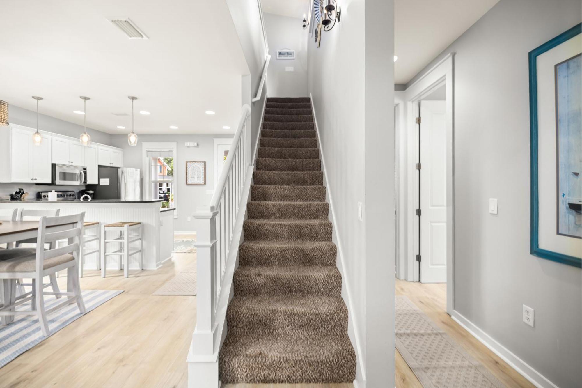 1298 Laurel Grove