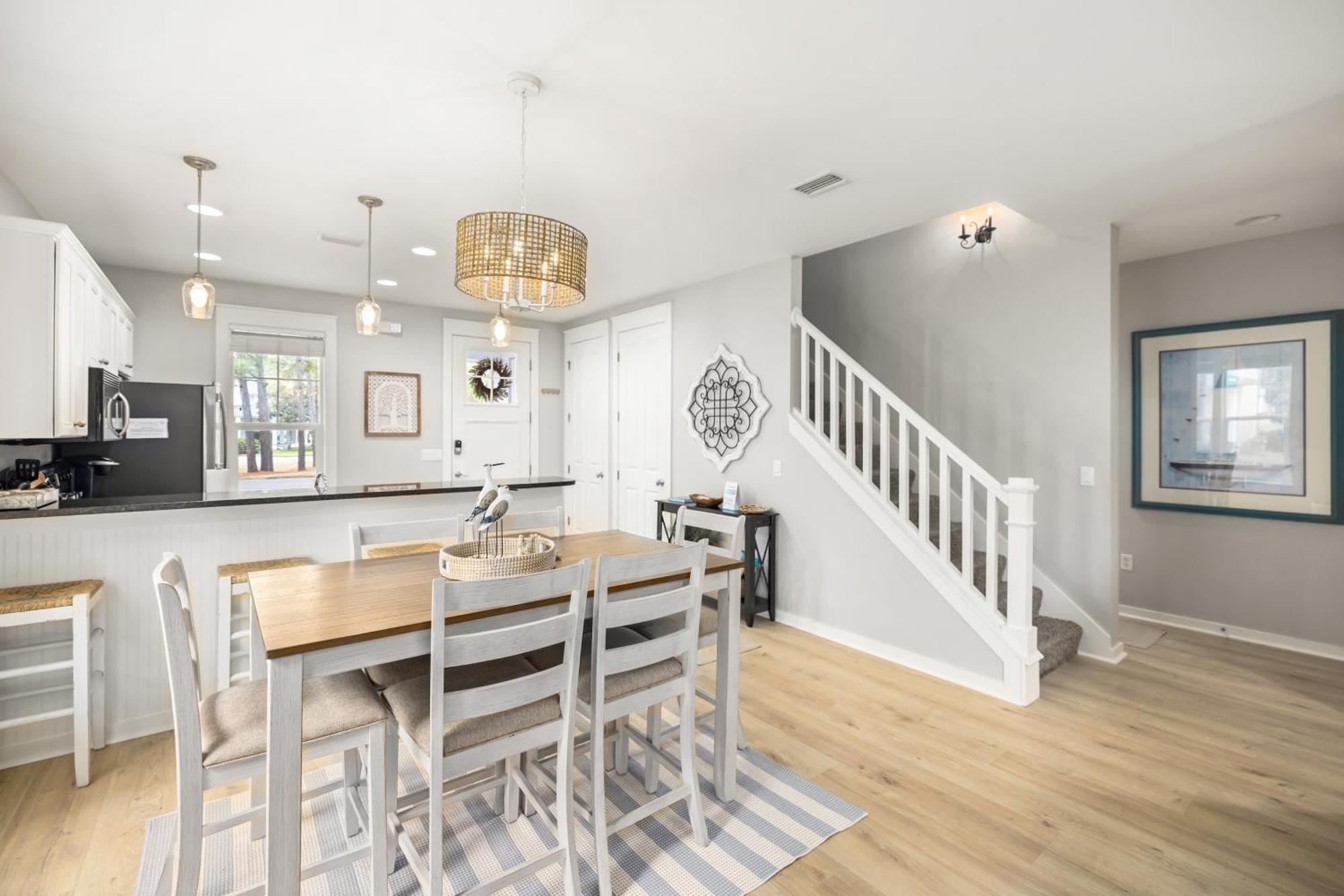 1298 Laurel Grove * Destin