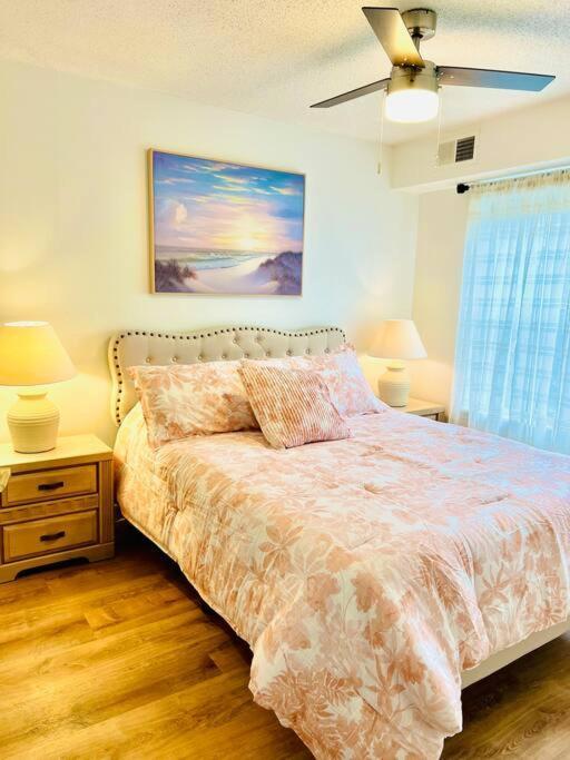 Tommy Bahama 1 Bedroom-walk To Restaurants ,pool-3mi Beach! Apartment Destin