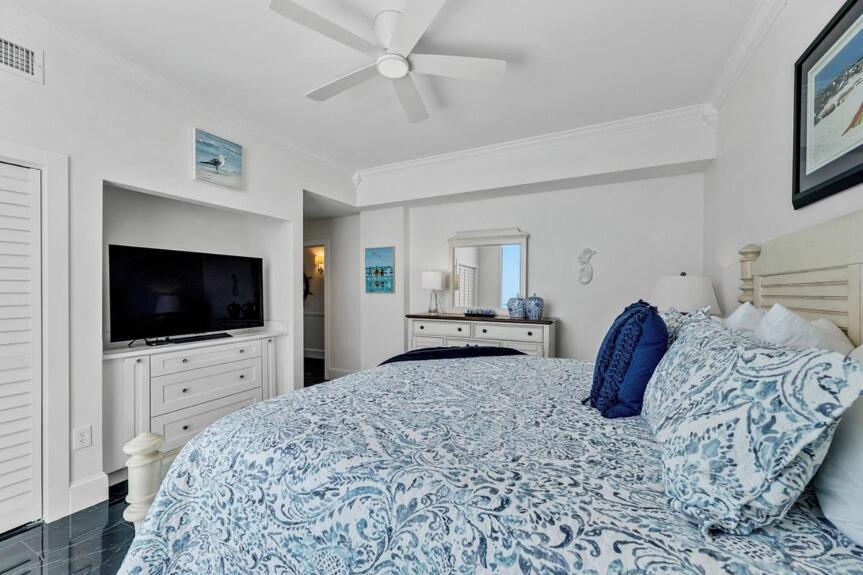 Apartment Shoreline Towers 1122