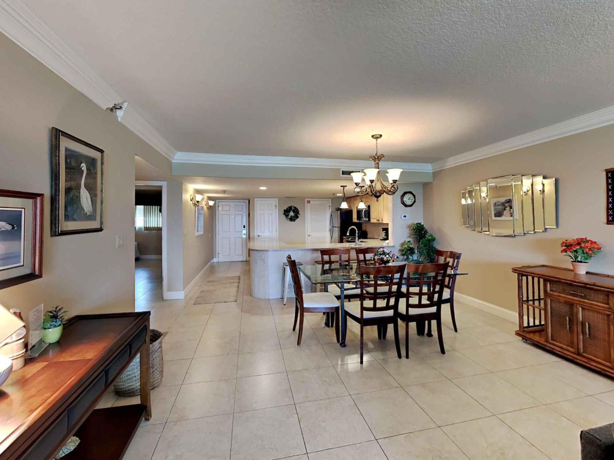 Beautiful In With Outdoor Swimming Pool And 2 Bedrooms Apartment *