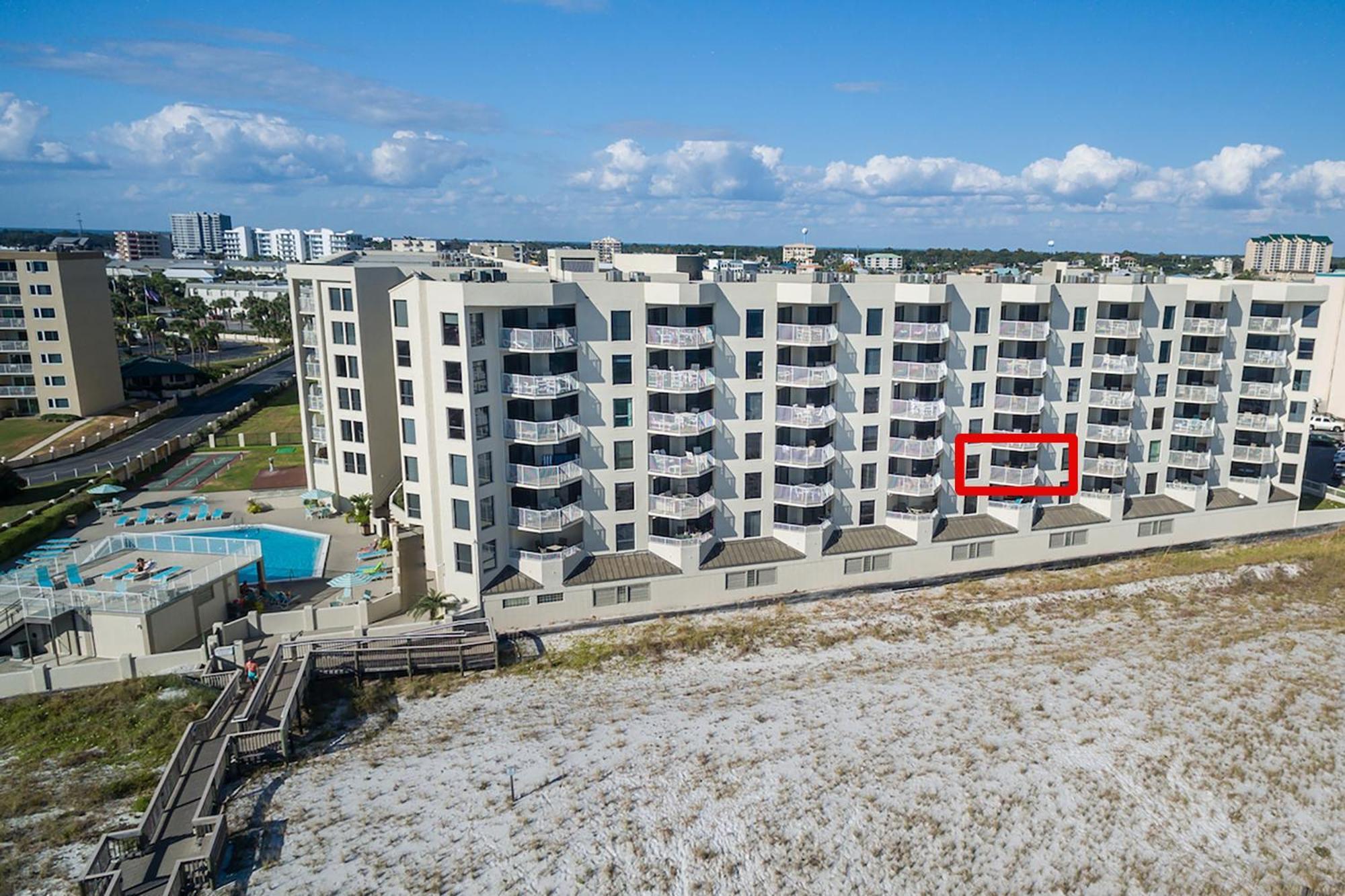 Inlet Reef 205- By Isle Apartment *