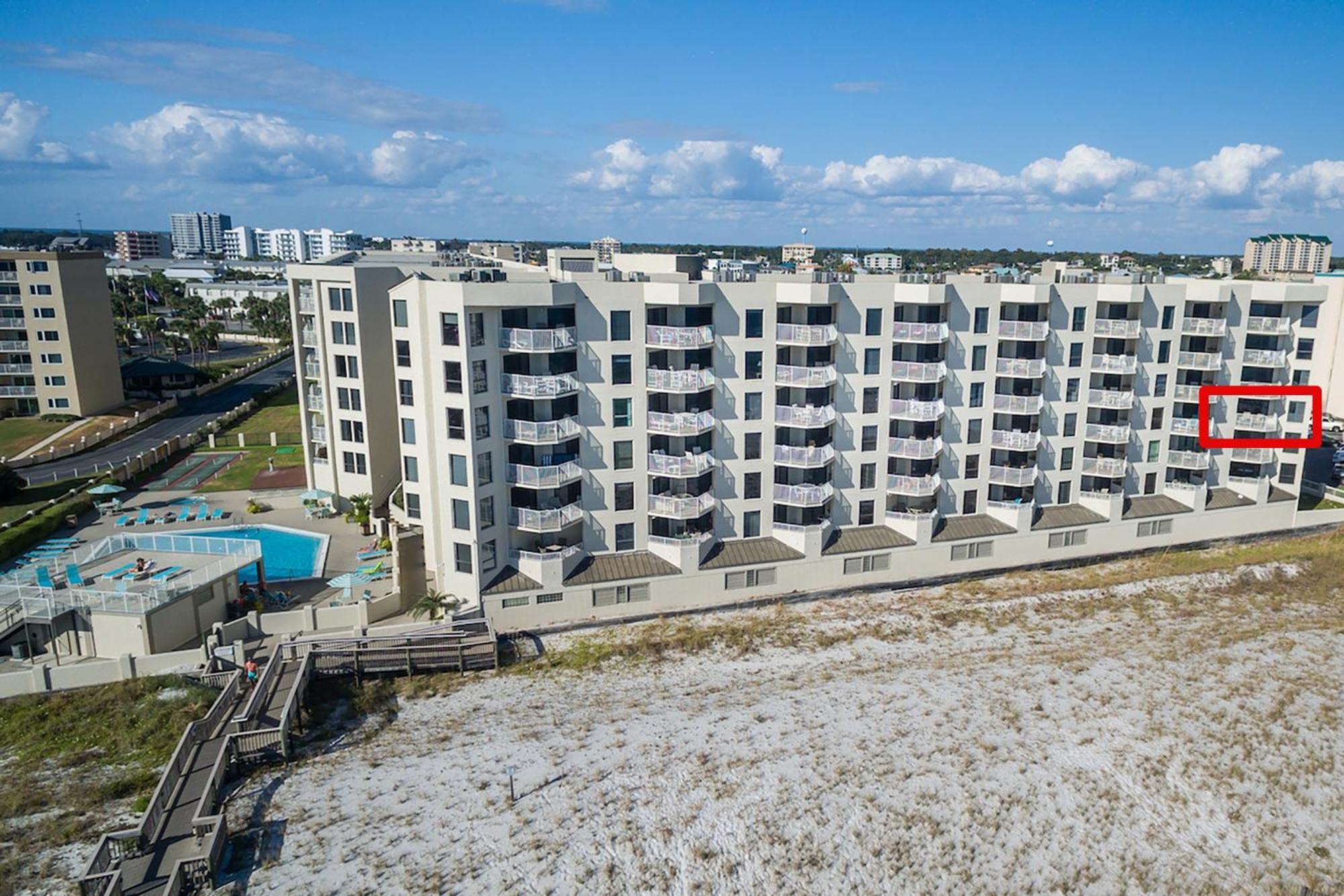Apartment Inlet Reef 308- By Isle