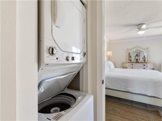 Tradewinds 2 *