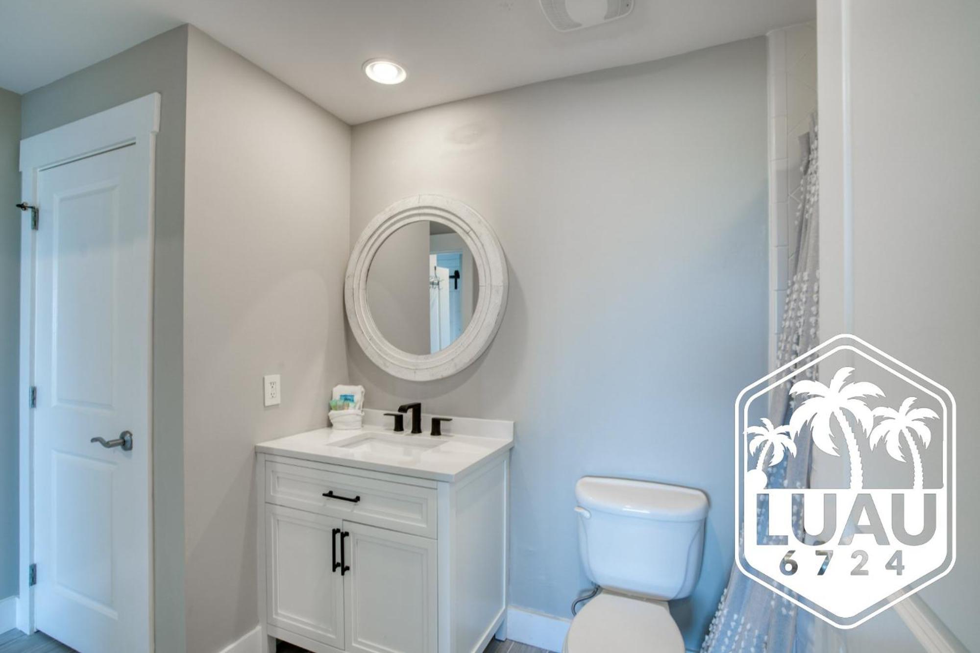 Apartment Luau Tower Enjoy These 2 Connecting Units As A Family