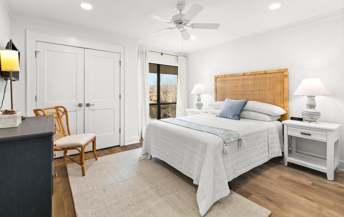 Harbour Point 810