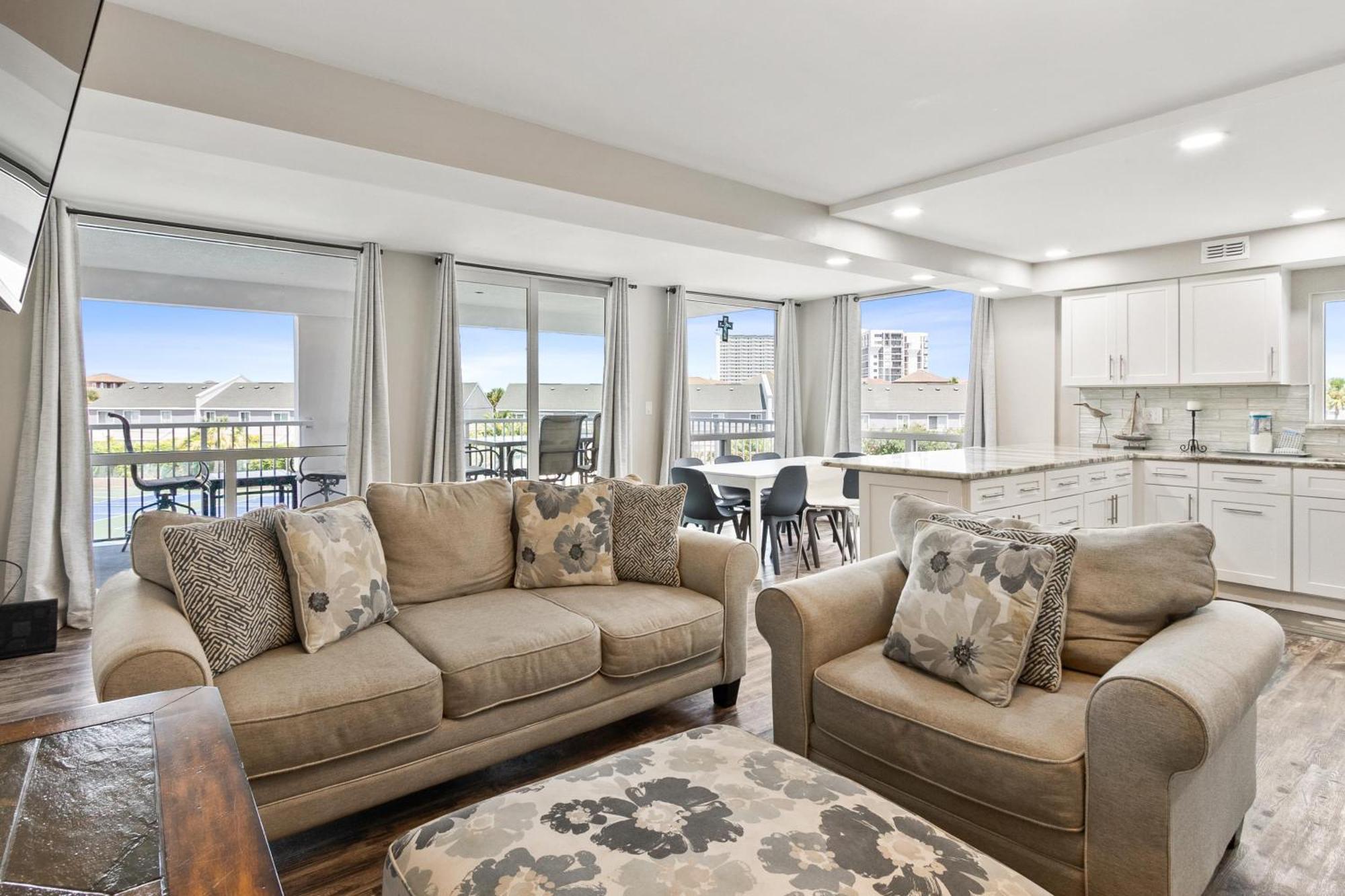 3031 Free Setup 2024 Shoreline Towers Holiday home Destin