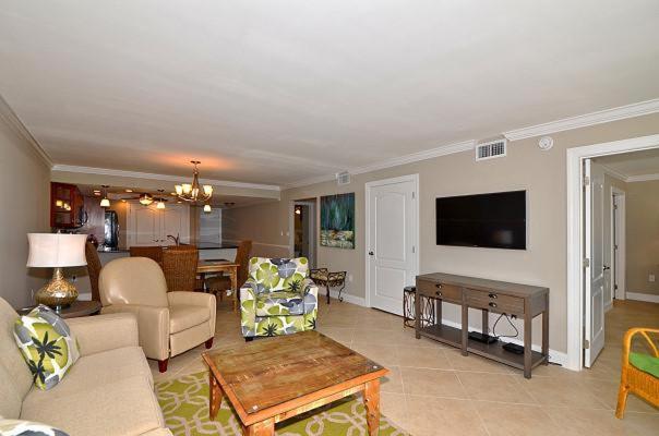 3064 - Shoreline Towers Free Setup Included! * Destin