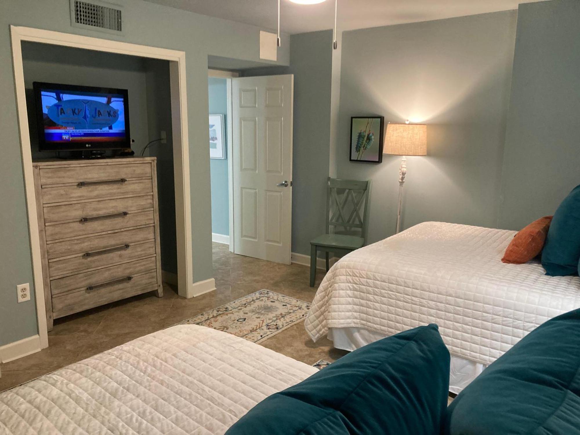 2094 - Beachfront Vacation Free Setup