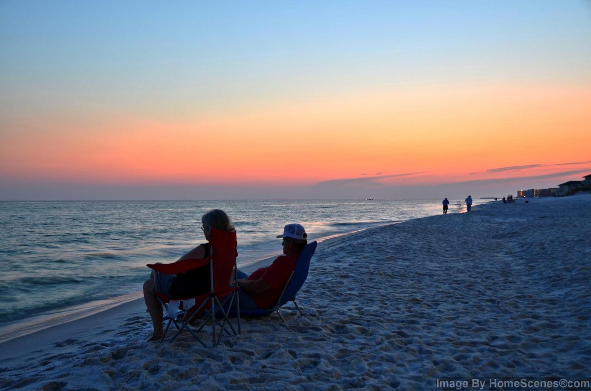 Holiday home 2111 - Shoreline Towers Unit Upgraded Condo- Free Setup! Destin