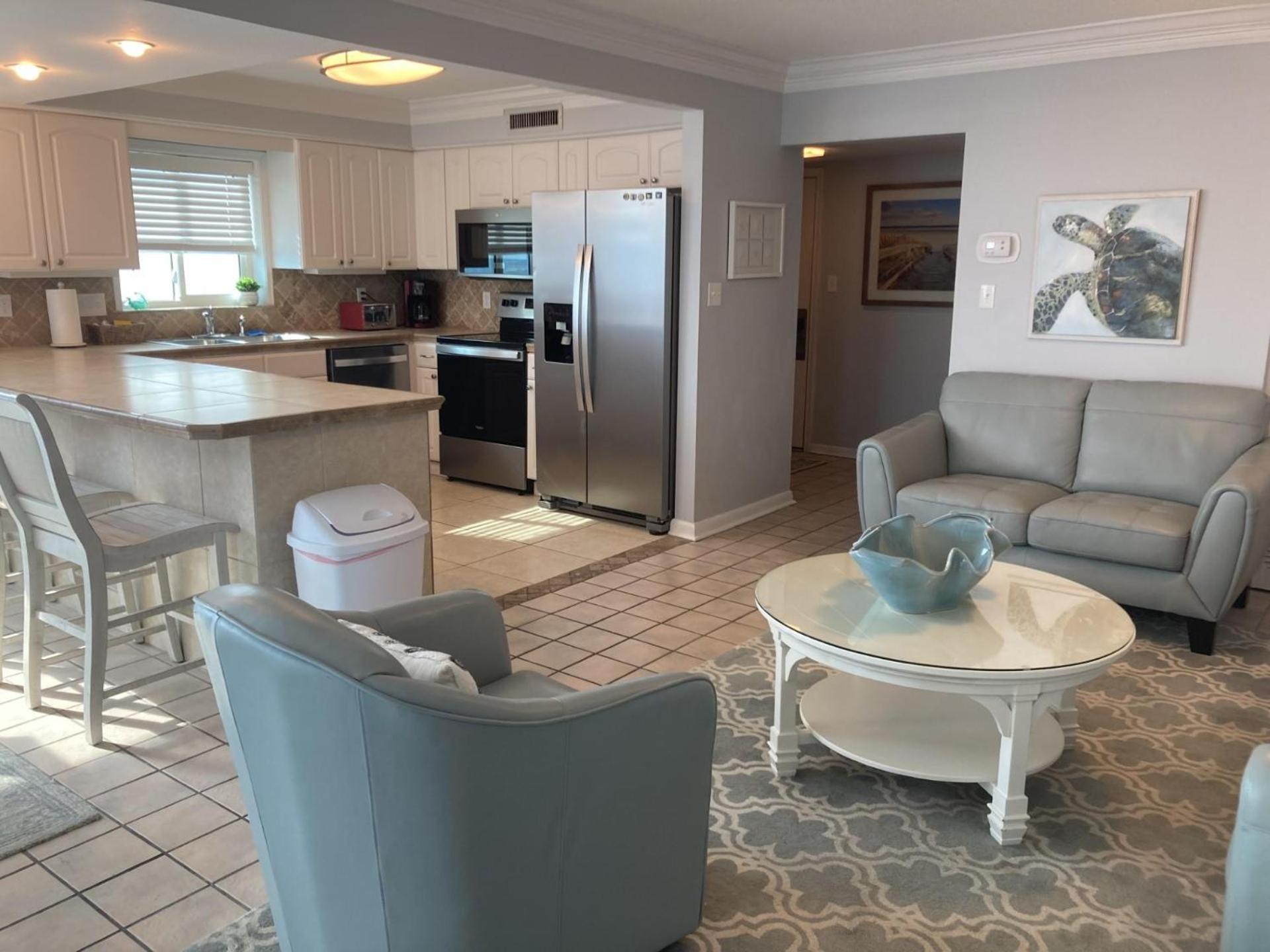 2111 - Shoreline Towers Unit Upgraded Condo- Free Setup! *