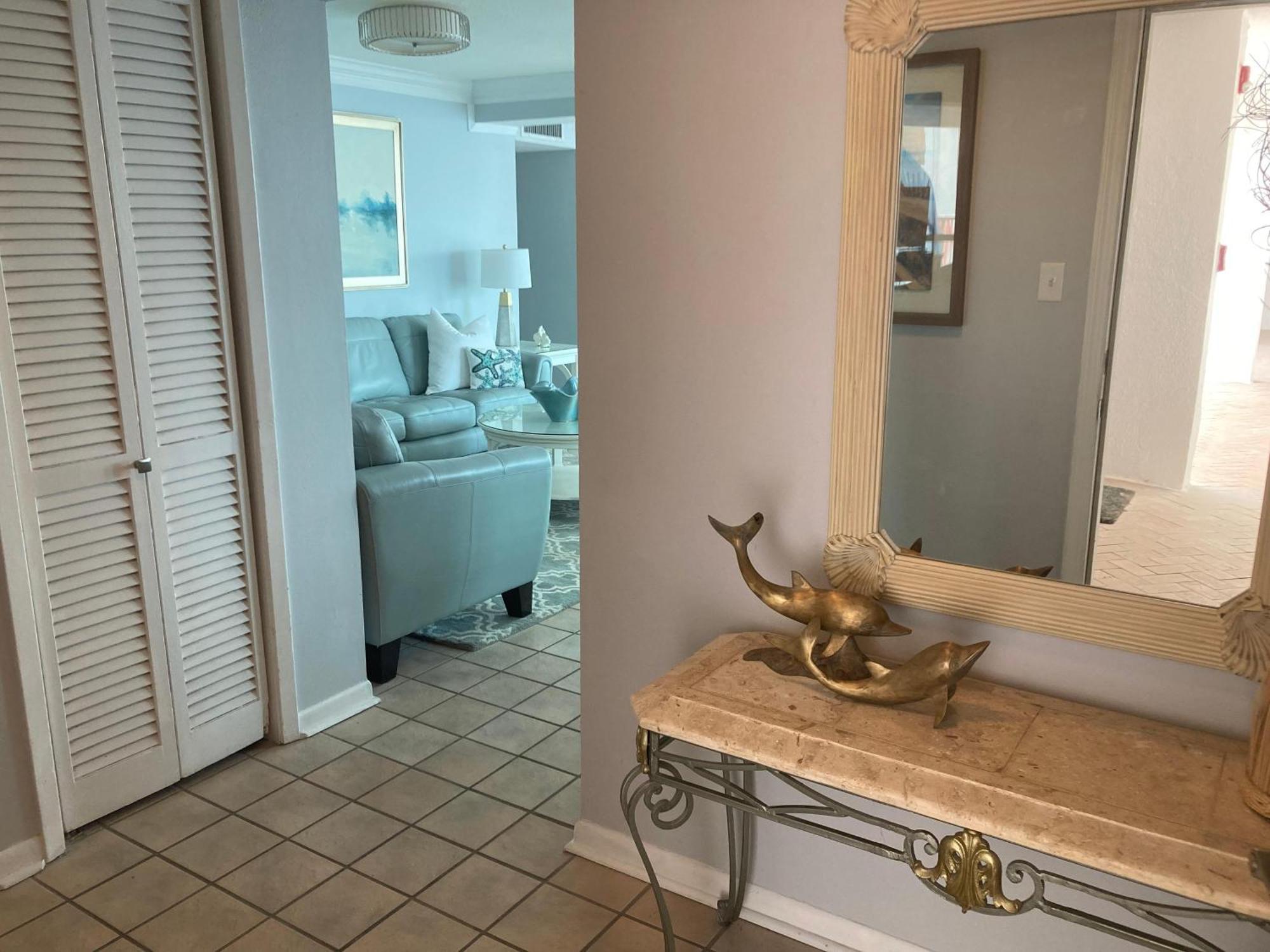 2111 - Shoreline Towers Unit Upgraded Condo- Free Setup! * Destin