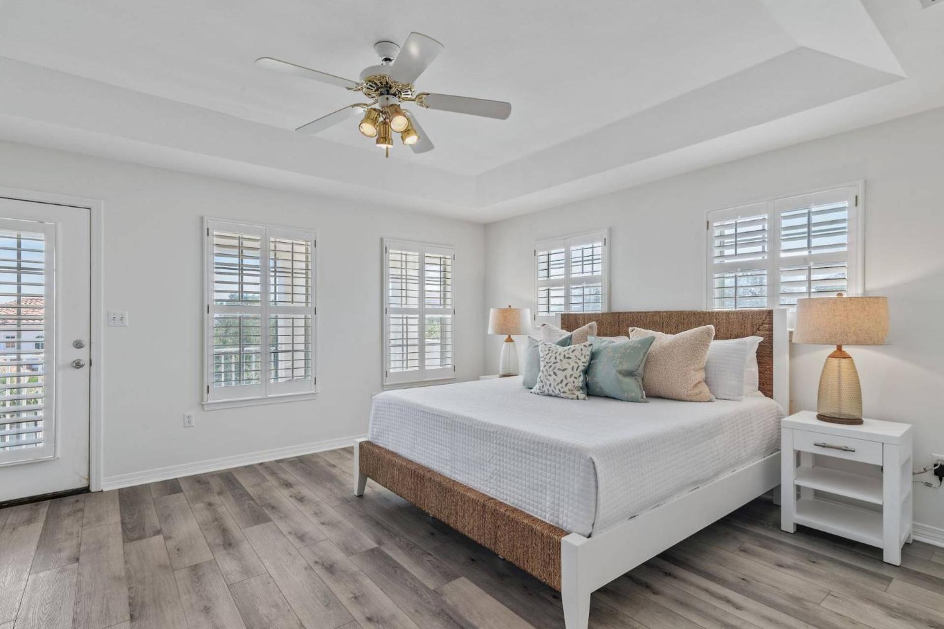 Holiday home Vista Bluffs 90 ~ Casa Beachy Blanca *