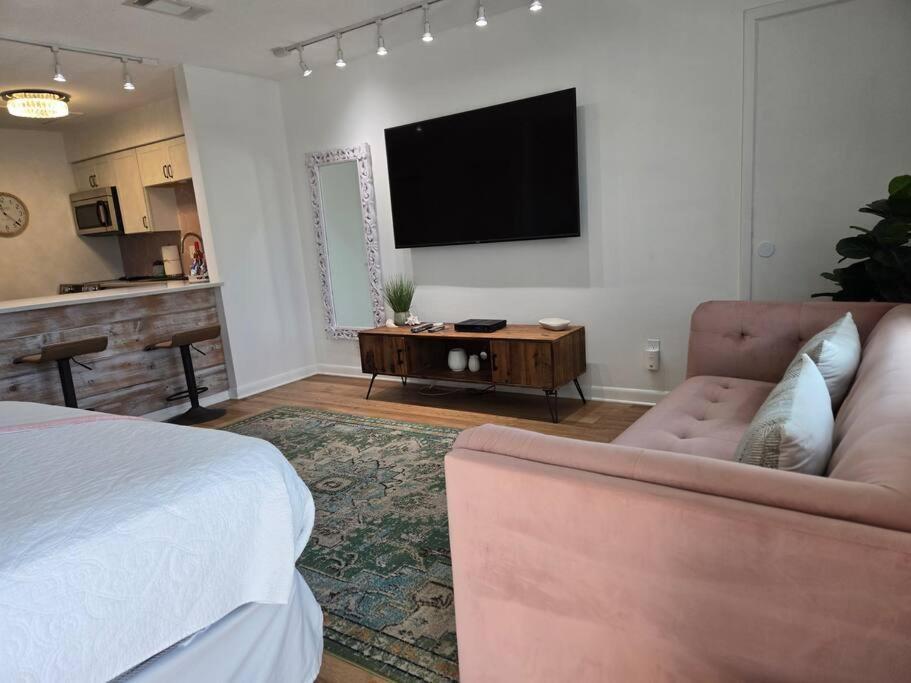 Bliss Apartment