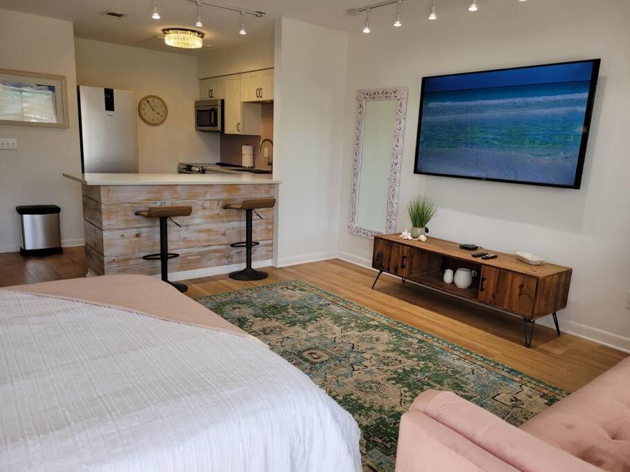 Bliss Apartment
