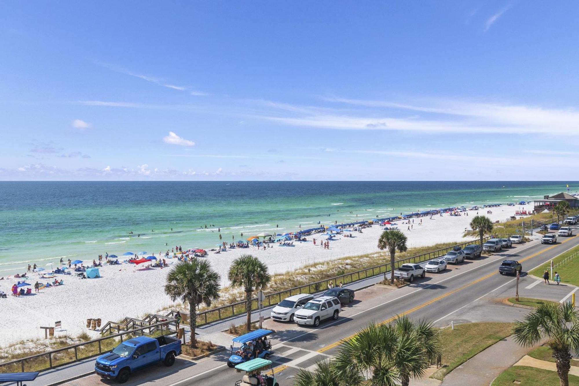 Newly Remodeled Beachfront In Miramar *