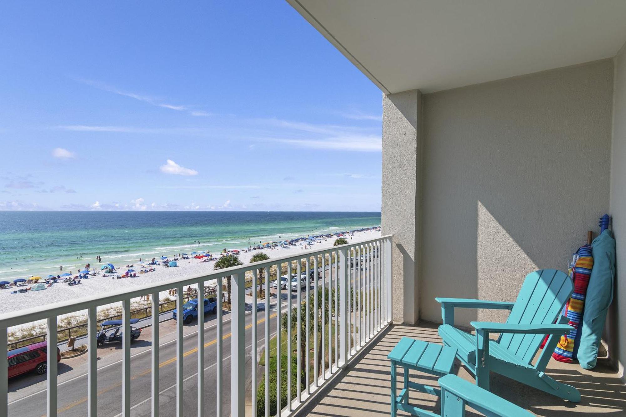 Newly Remodeled Beachfront In Miramar * Destin