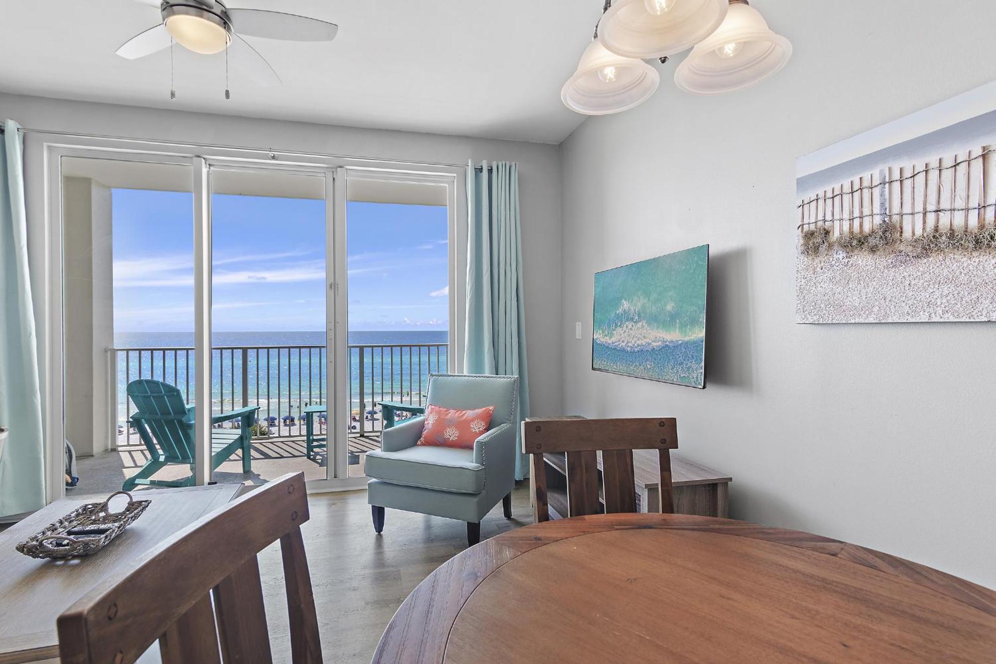Newly Remodeled Beachfront In Miramar Apartment