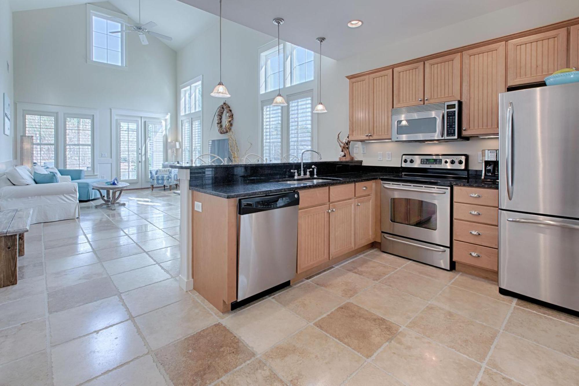 1383 Laurel Grove