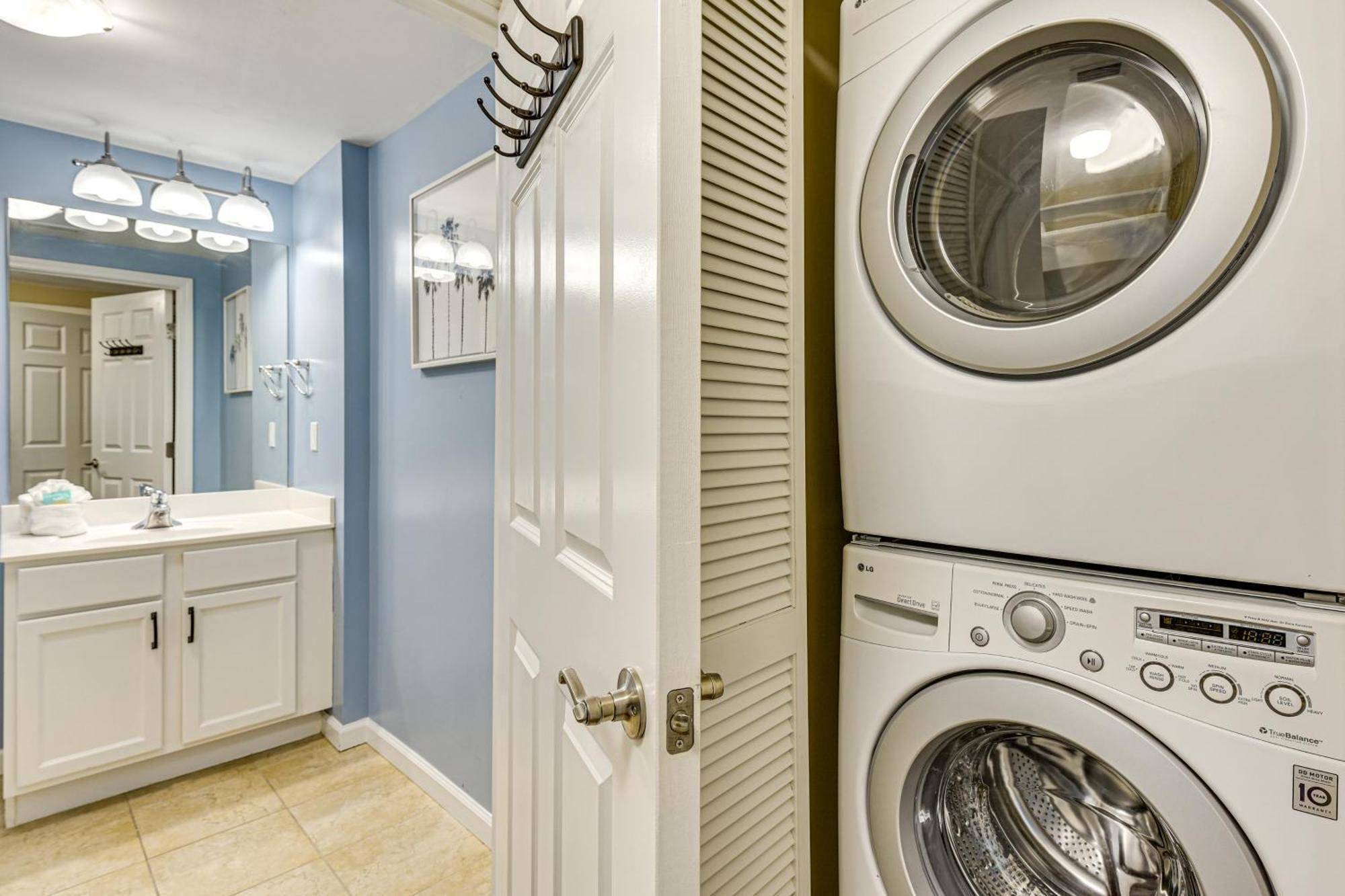 Walk To Beaches In Destin! Apartment *
