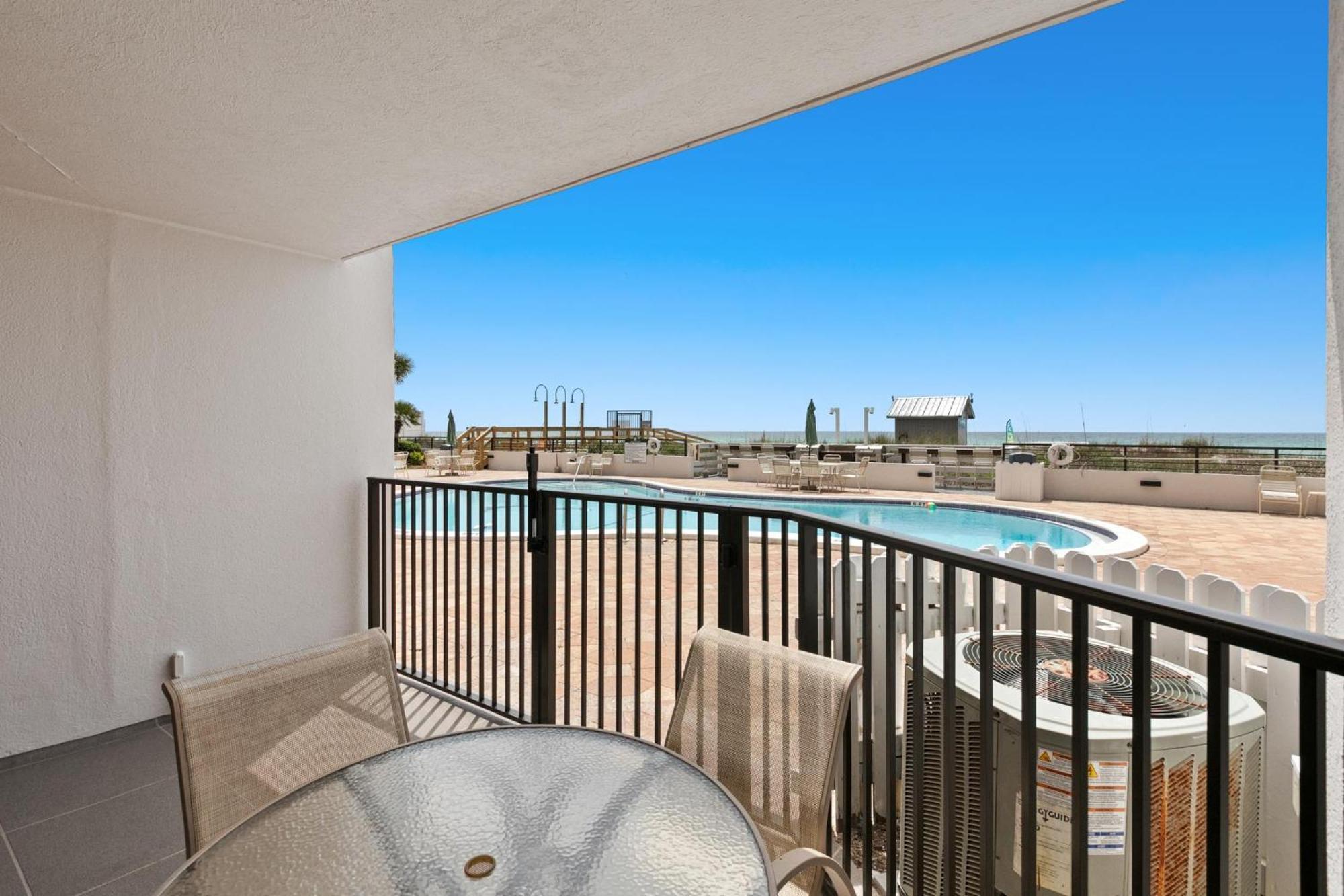 Emerald Towers 0104 Holiday home Destin