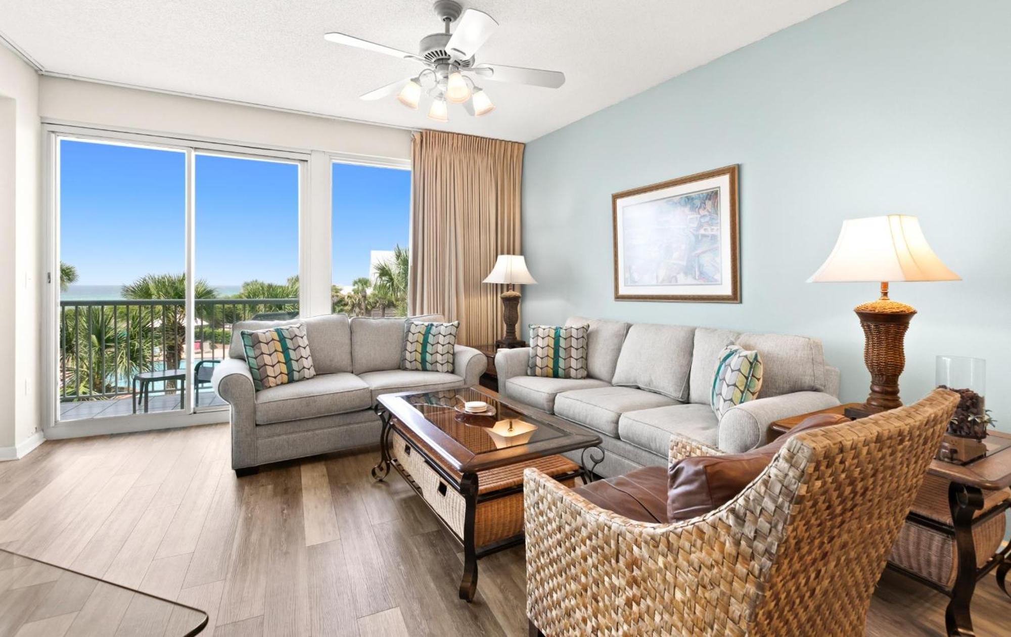 The Crescent 207 Destin