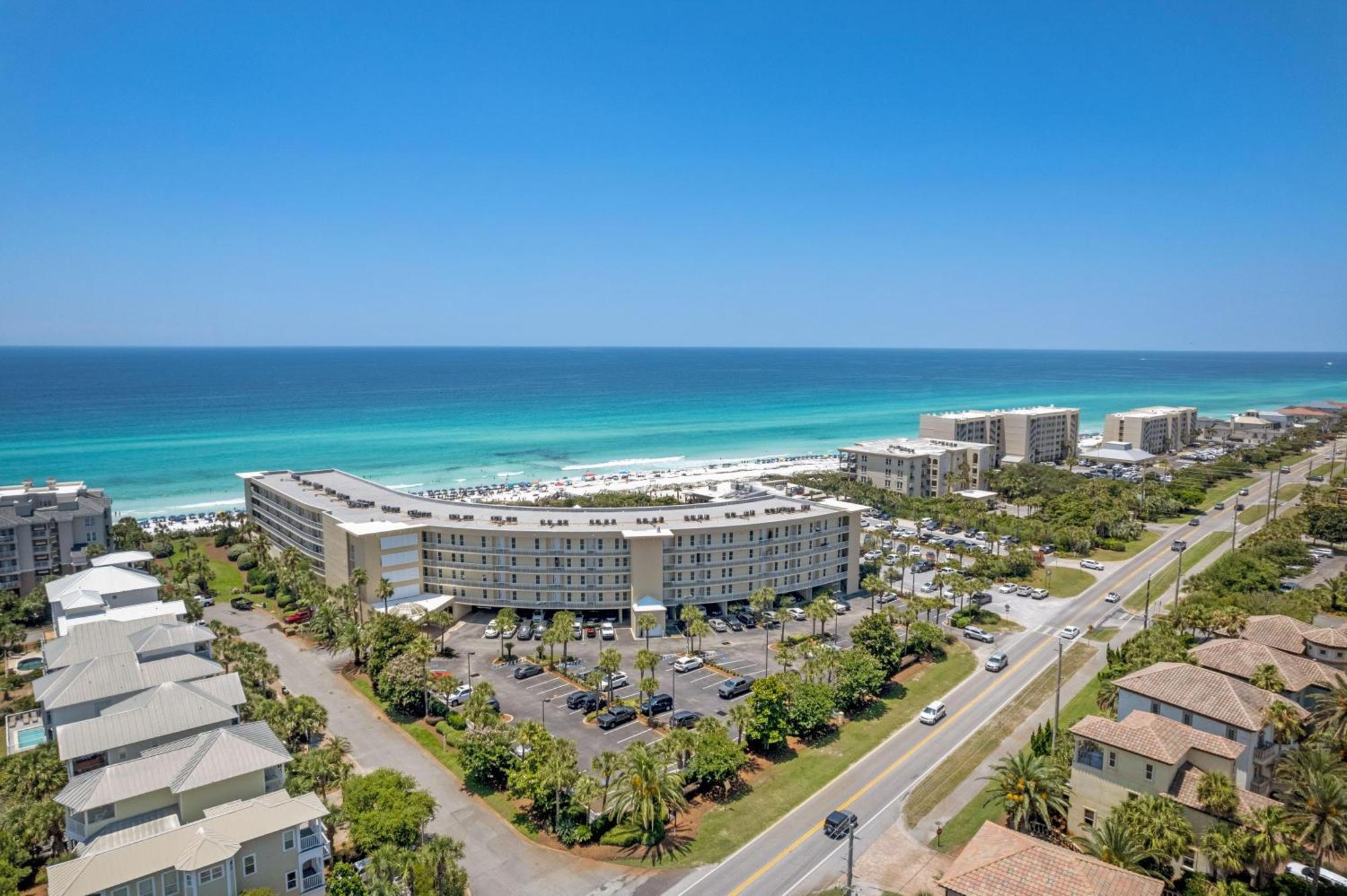 The Crescent 402 Destin