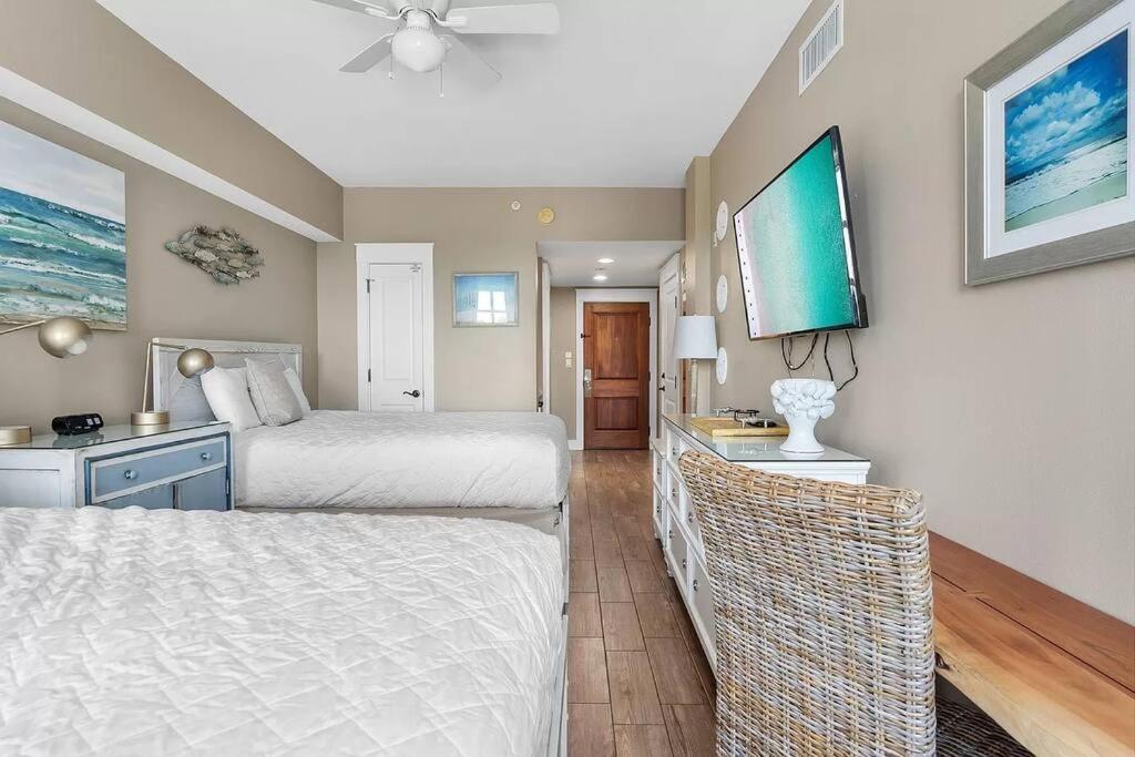 In Heart Of The Village Destin