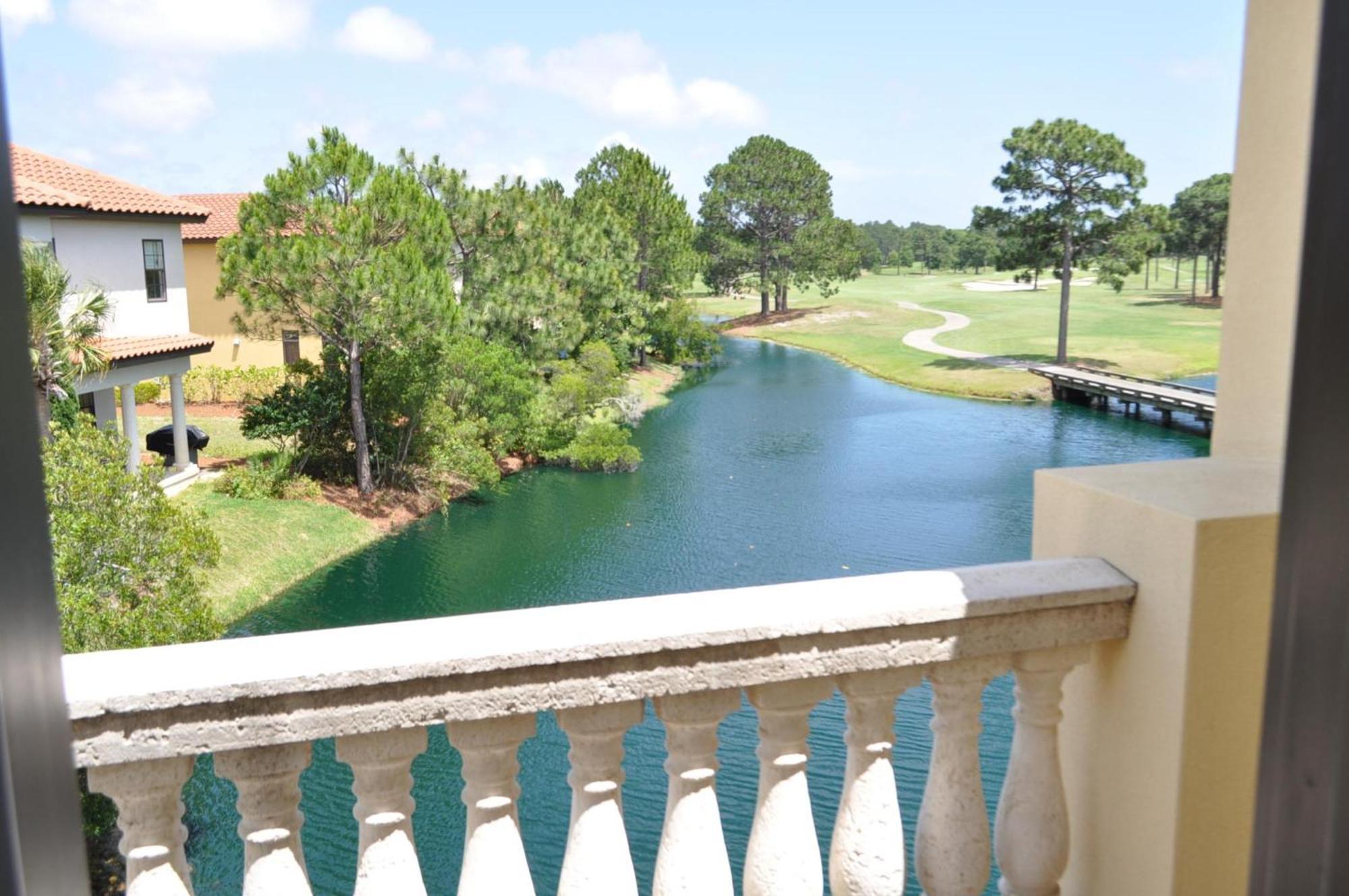 1875 Holiday home Destin