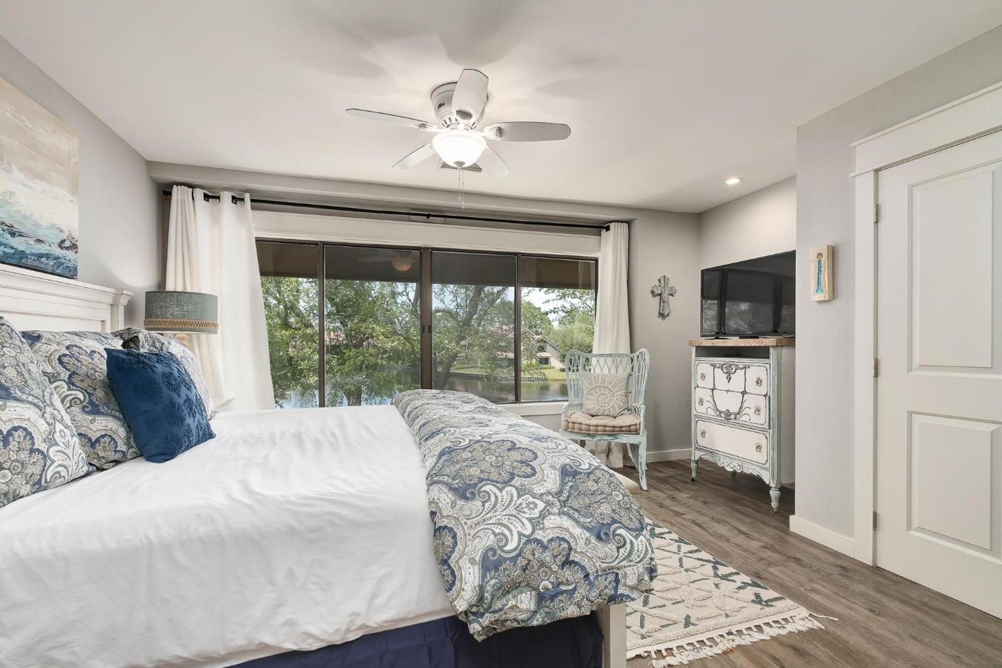 Beachwalk 5072
