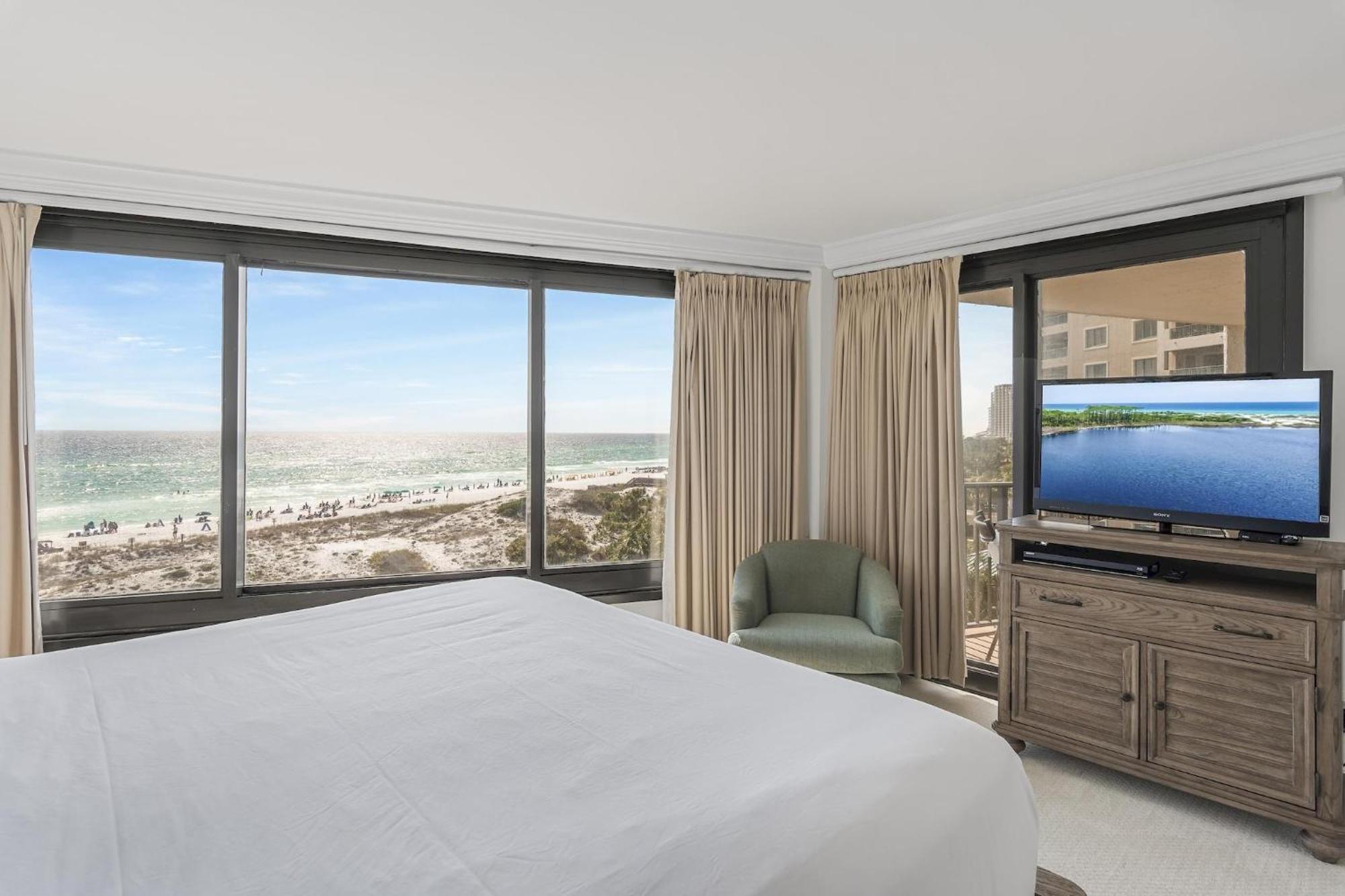 Beachside One 4053