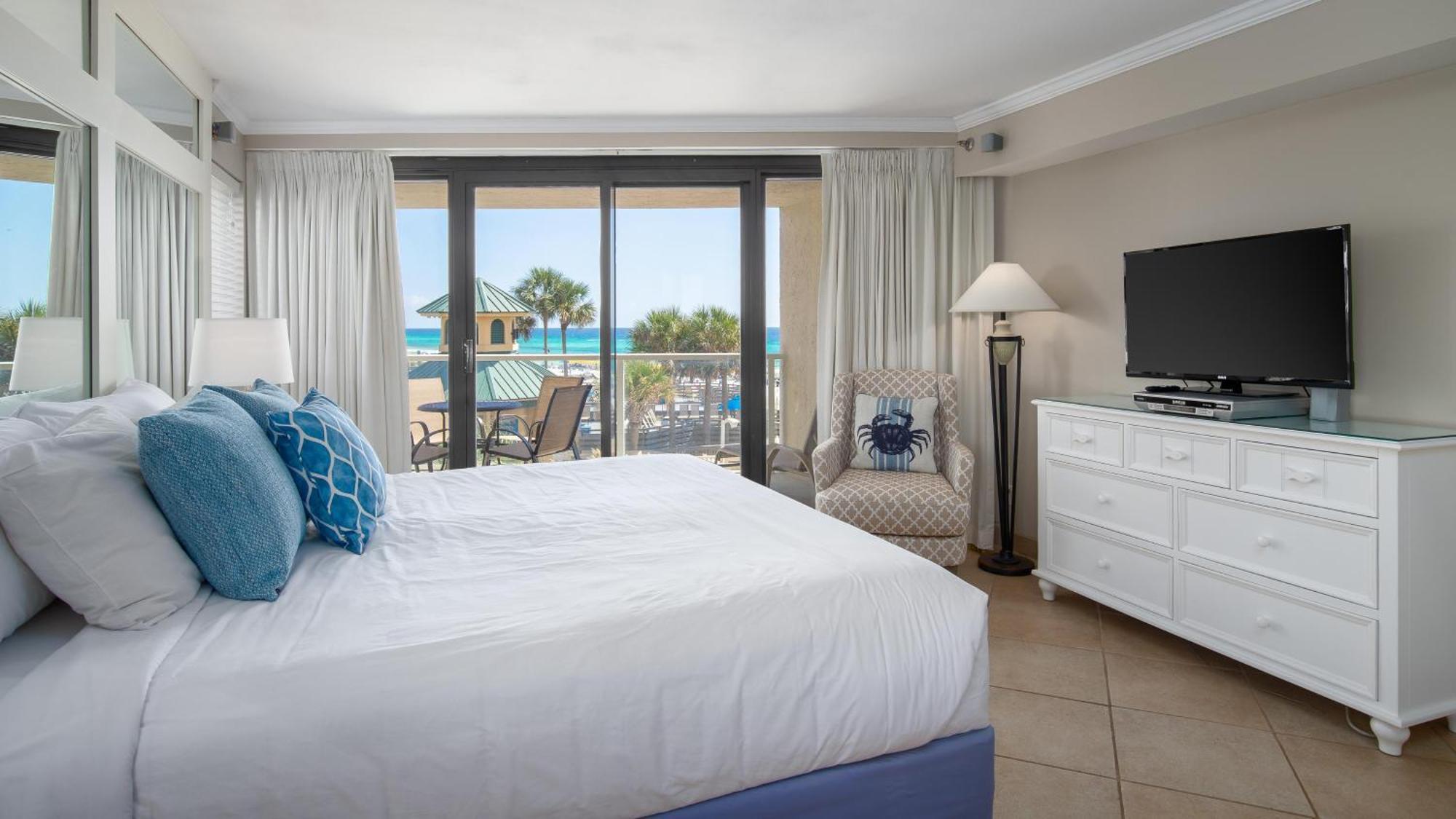 Beachside Two 4235 Holiday home *