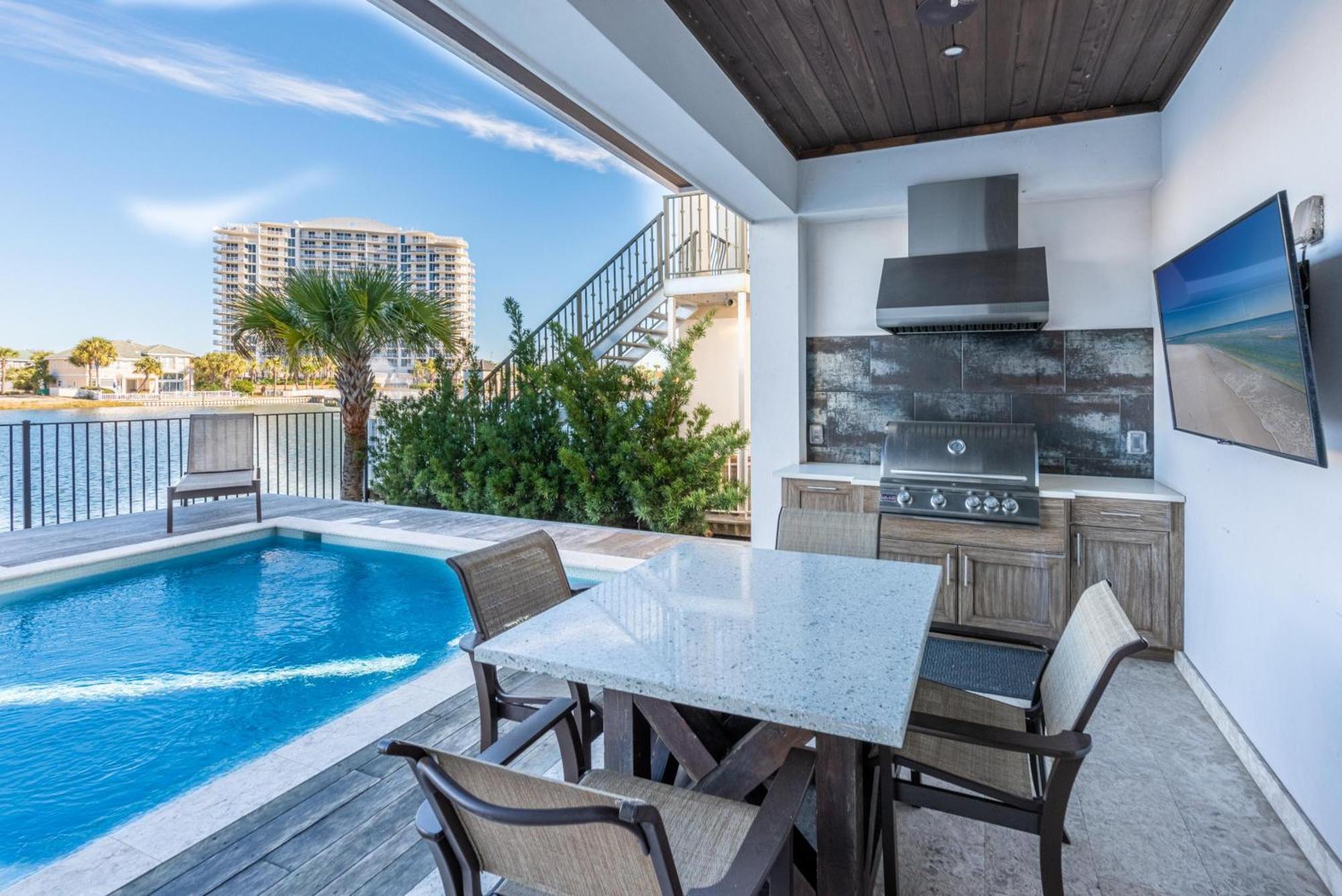 Destination Holiday home