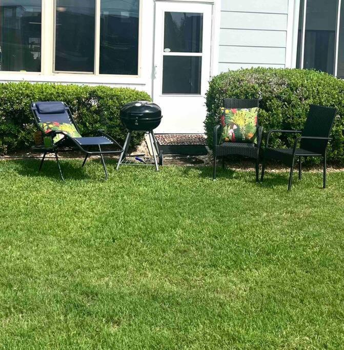 New Listing!!! 4 Min Walk To The Beach! * Destin