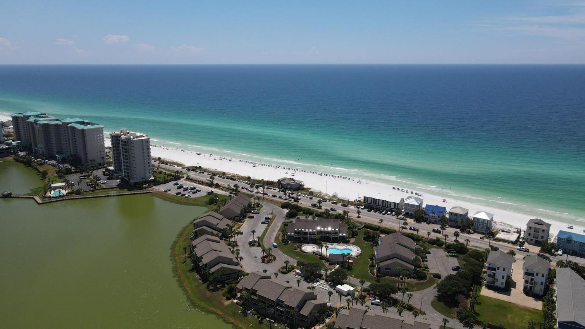 166 Seascape Pool Golf2 2 Bunk Apartment
